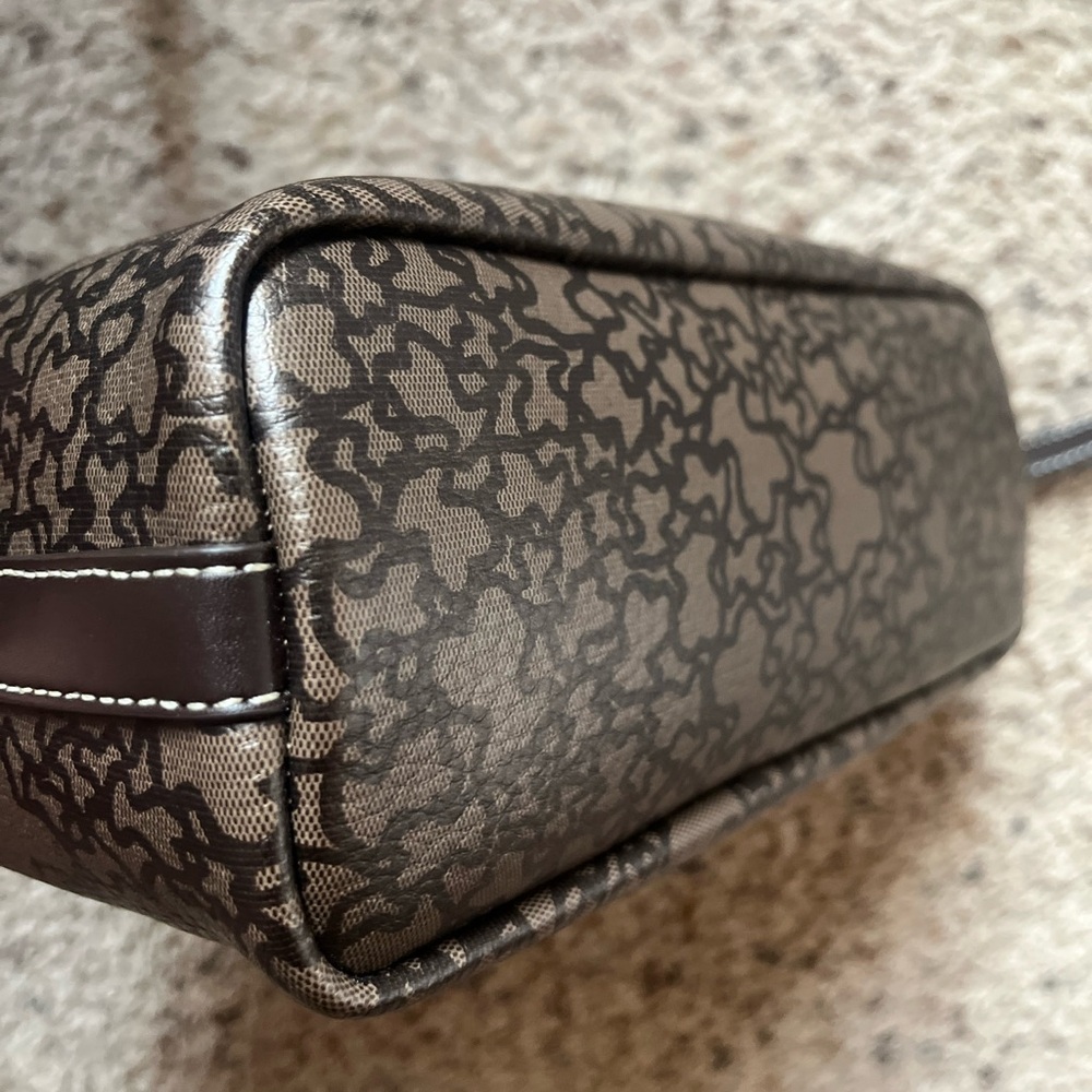 Elegant Brown Tous Designer Crossbody Bag - Picture 3 of 4